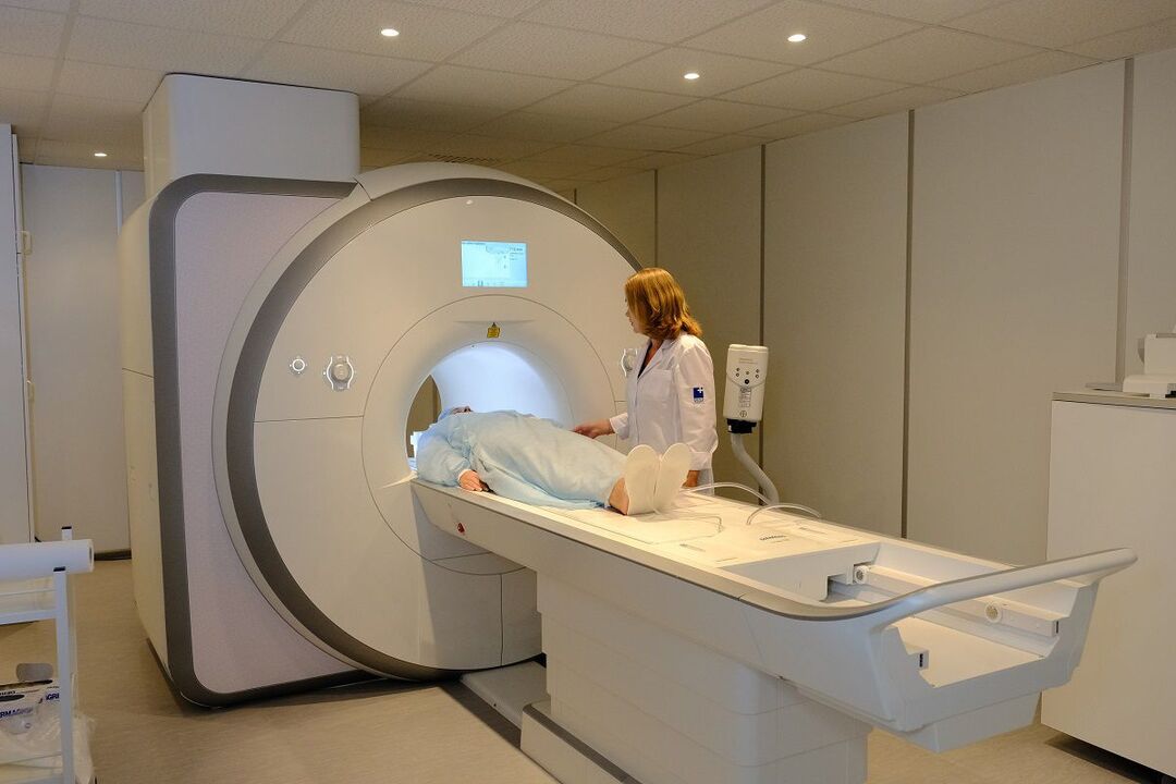 CT Scan fir d'Diagnostik vun Osteochondrose