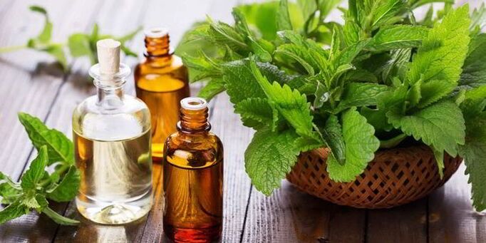 Folk Remedies fir Rubbing Hals