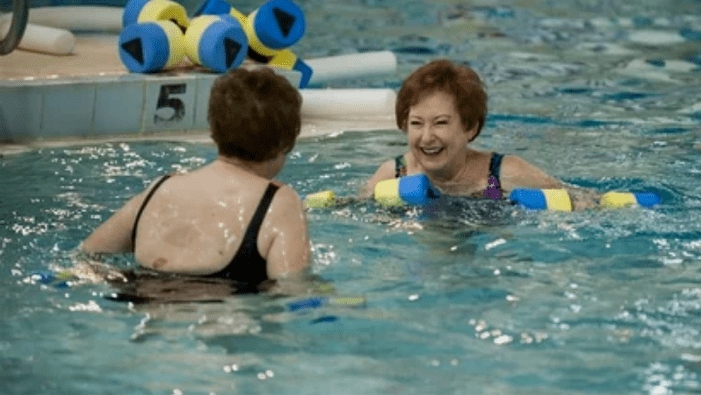 De Pool ass fir jiddereen recommandéiert an ëmmer